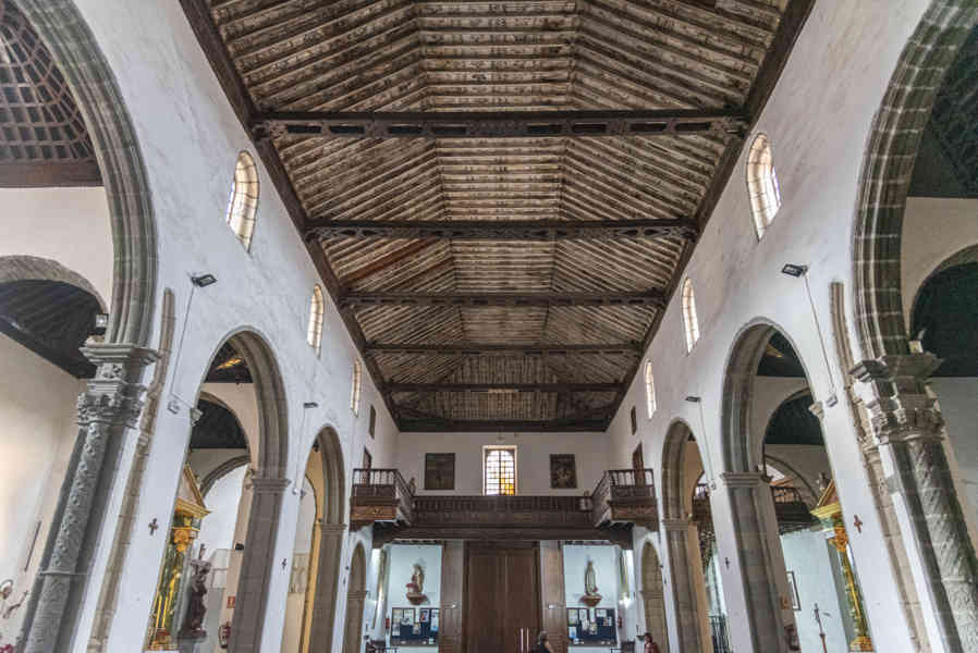 Tenerife 160 - La Orotava - iglesia de Santo Domingo.jpg
